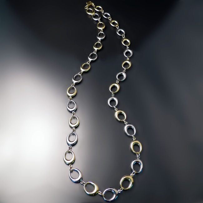 Necklaces & Pendants
