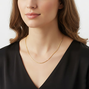 14K yellow gold box link chain on model