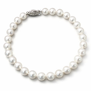 classic white pearl strand bracelet