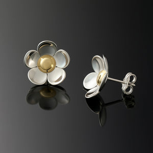 daisy flower earrings in silver gold