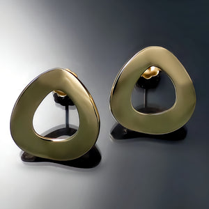 modern minimalist gold earrings forma loop
