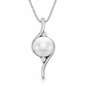 pearl pendant necklace in 14K white gold