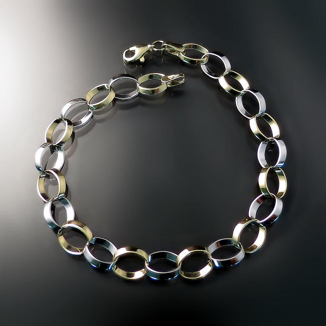 delicate gold link bracelet